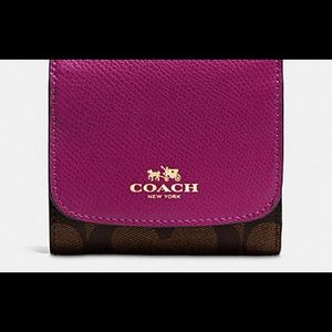NWT Retired Signature C small wallet -Brown / Fuschia